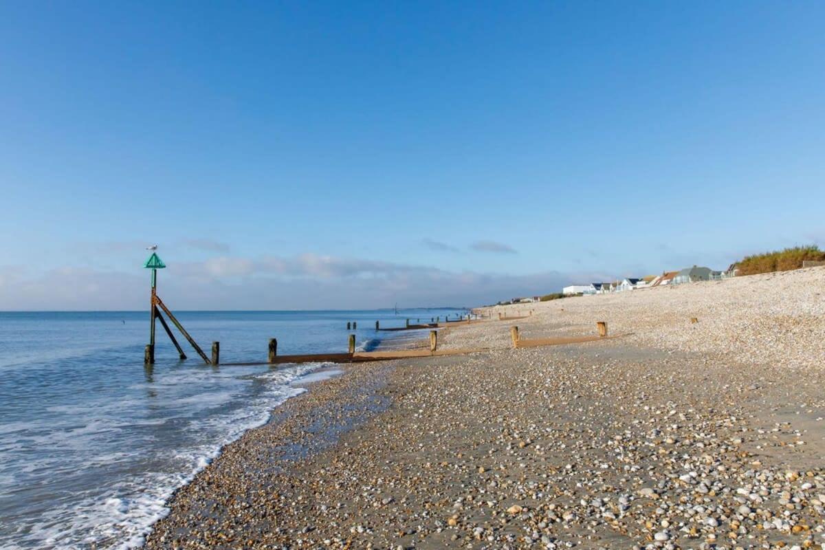 Two Bed Seafront Escape In East Wittering Διαμέρισμα Εξωτερικό φωτογραφία
